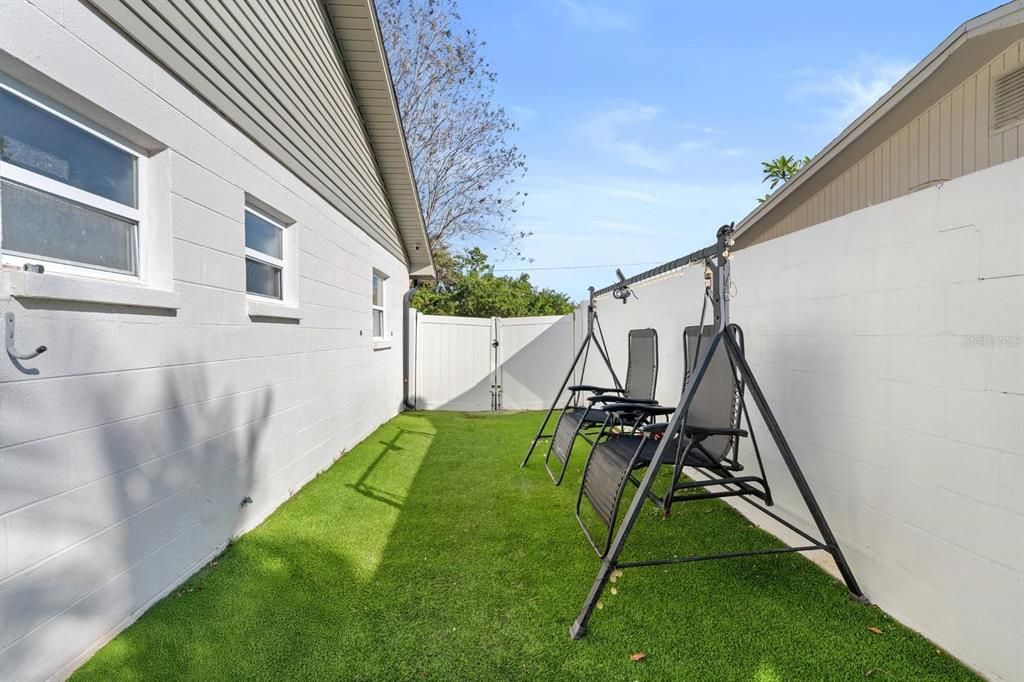 For Sale: $399,000 (3 beds, 2 baths, 1447 Square Feet)