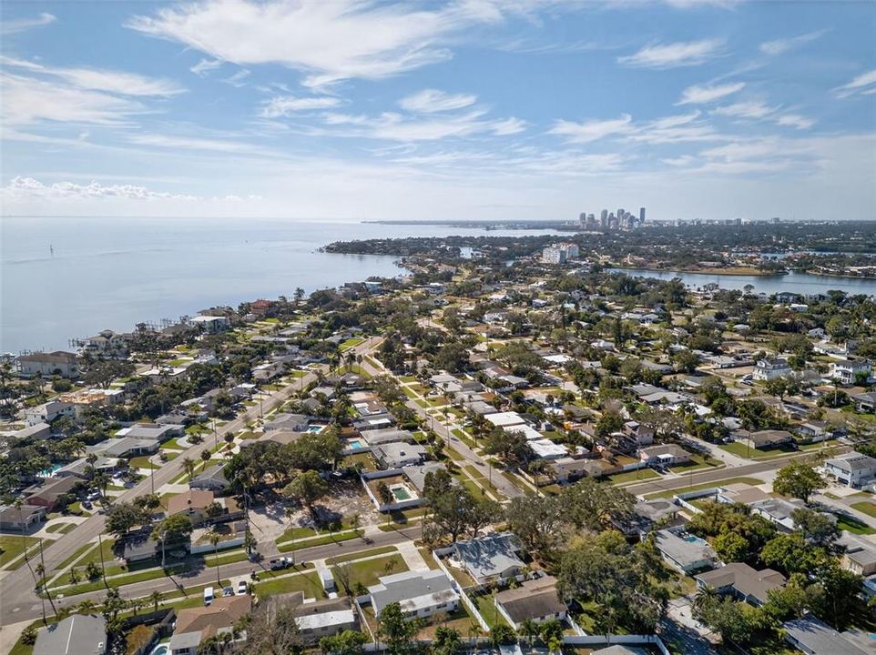 For Sale: $499,600 (4 beds, 2 baths, 1799 Square Feet)