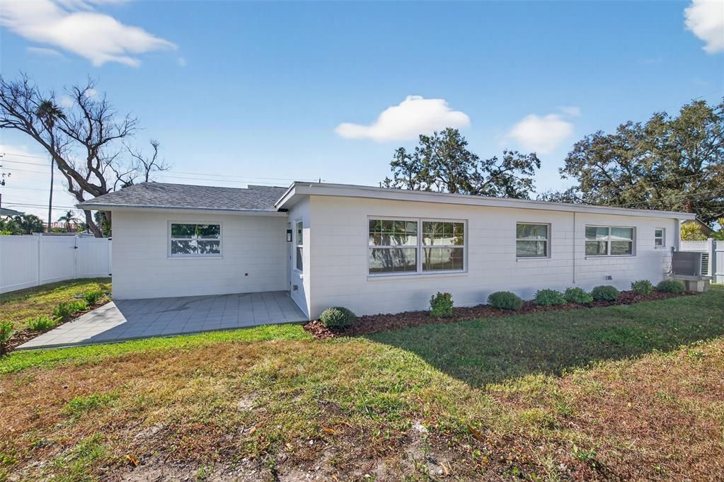 For Sale: $499,600 (4 beds, 2 baths, 1799 Square Feet)