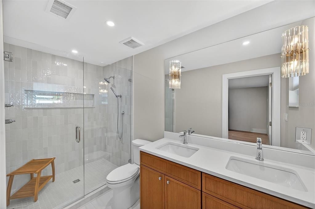 For Sale: $499,600 (4 beds, 2 baths, 1799 Square Feet)