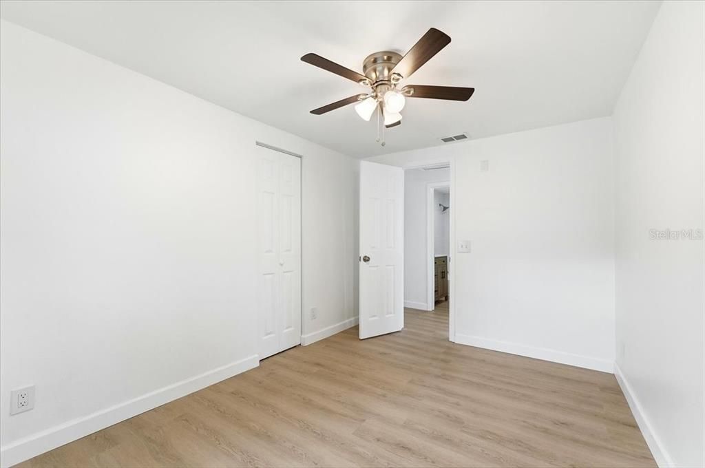 En Venta: $229,000 (3 camas, 1 baños, 816 Pies cuadrados)