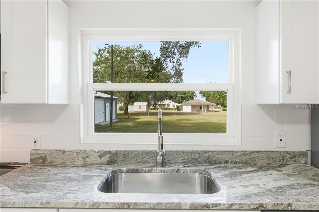 En Venta: $229,000 (3 camas, 1 baños, 816 Pies cuadrados)