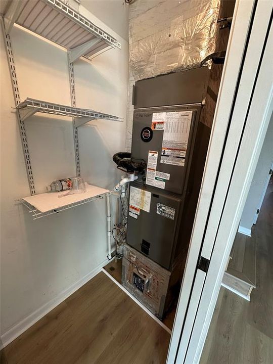 For Rent: $4,200 (3 beds, 3 baths, 1700 Square Feet)