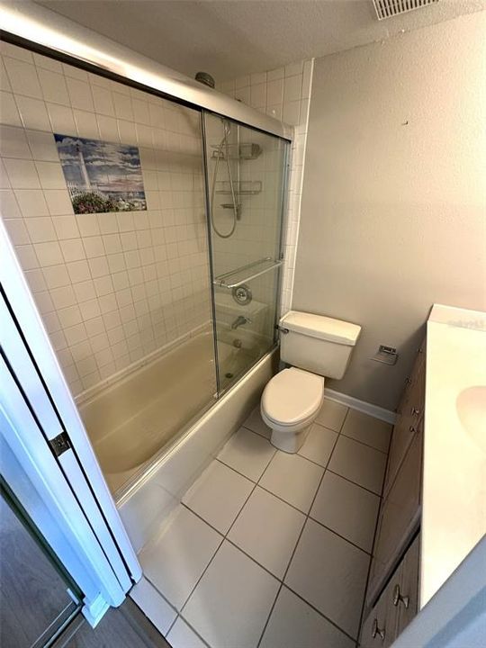 For Rent: $4,200 (3 beds, 3 baths, 1700 Square Feet)