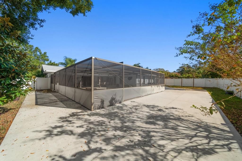 For Sale: $575,000 (3 beds, 2 baths, 1813 Square Feet)