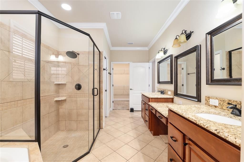 Под контрактом: $349,900 (3 спален, 2 ванн, 1794 Квадратных фут)