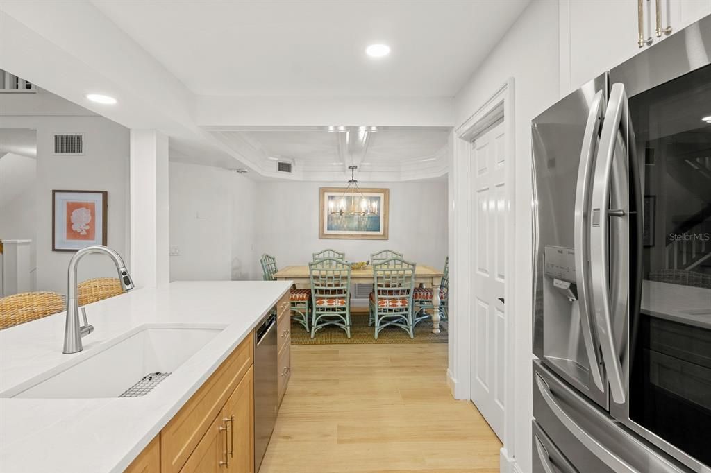 For Sale: $3,149,000 (4 beds, 3 baths, 2421 Square Feet)