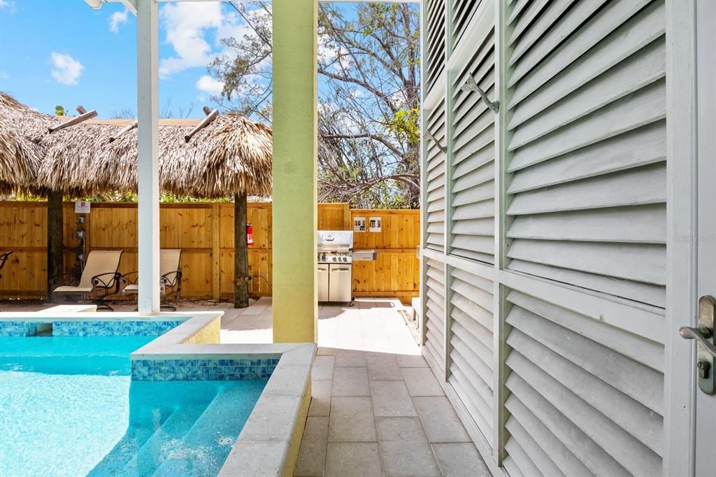 For Sale: $3,149,000 (4 beds, 3 baths, 2421 Square Feet)