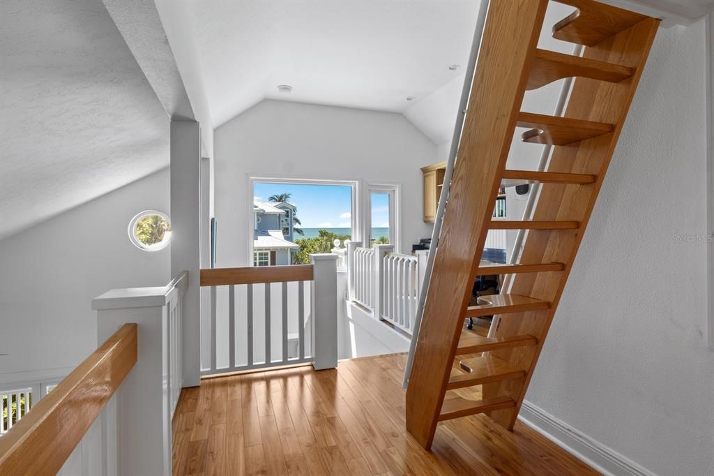 For Sale: $3,149,000 (4 beds, 3 baths, 2421 Square Feet)