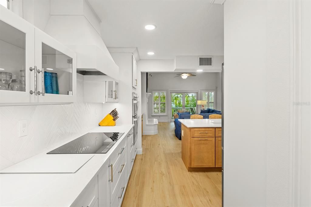 For Sale: $3,149,000 (4 beds, 3 baths, 2421 Square Feet)