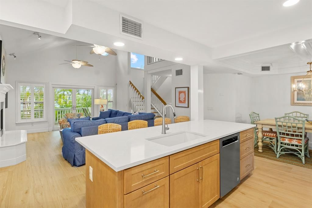 For Sale: $3,149,000 (4 beds, 3 baths, 2421 Square Feet)