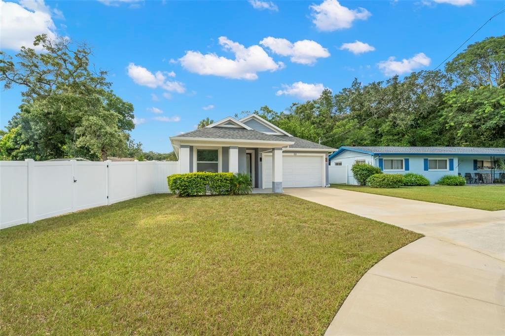 В аренду: $2,500 (3 спален, 2 ванн, 1467 Квадратных фут)