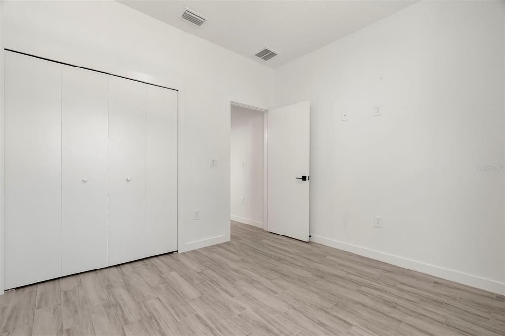 В аренду: $2,500 (3 спален, 2 ванн, 1467 Квадратных фут)