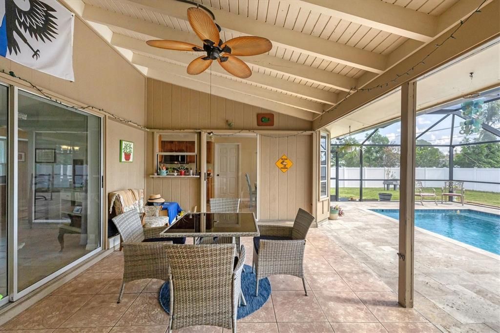 En Venta: $375,000 (2 camas, 2 baños, 1304 Pies cuadrados)