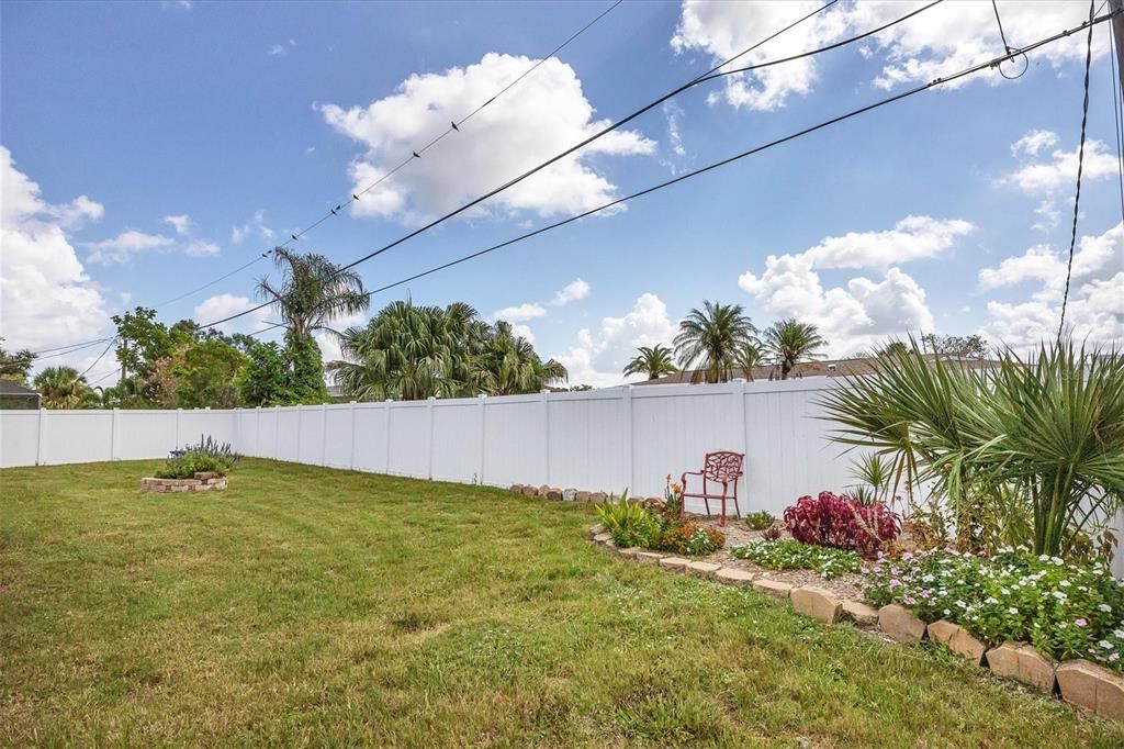 En Venta: $375,000 (2 camas, 2 baños, 1304 Pies cuadrados)