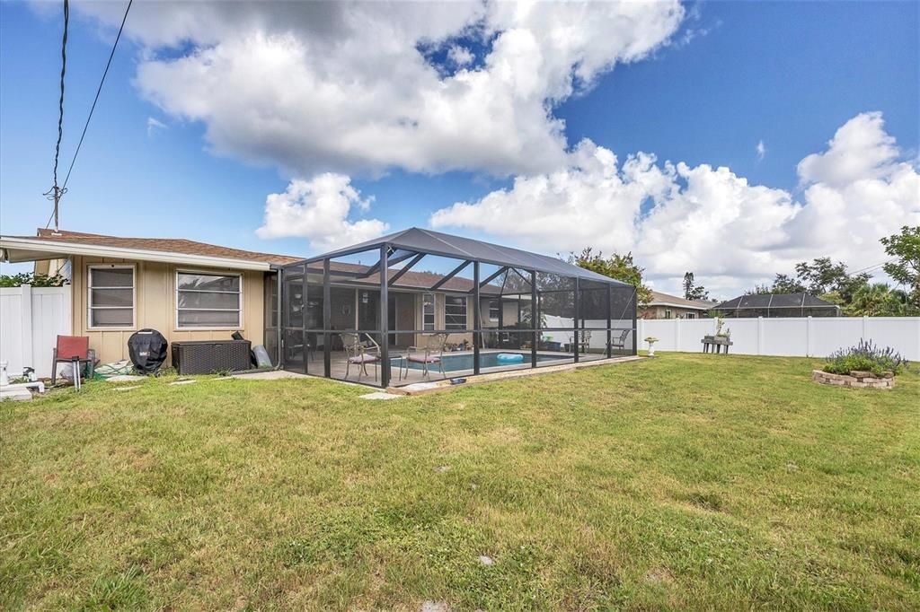 En Venta: $375,000 (2 camas, 2 baños, 1304 Pies cuadrados)