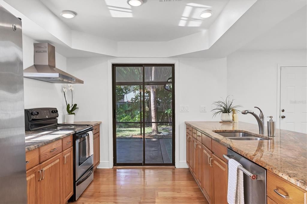 待售: $787,000 (3 贝兹, 2 浴室, 1547 平方英尺)