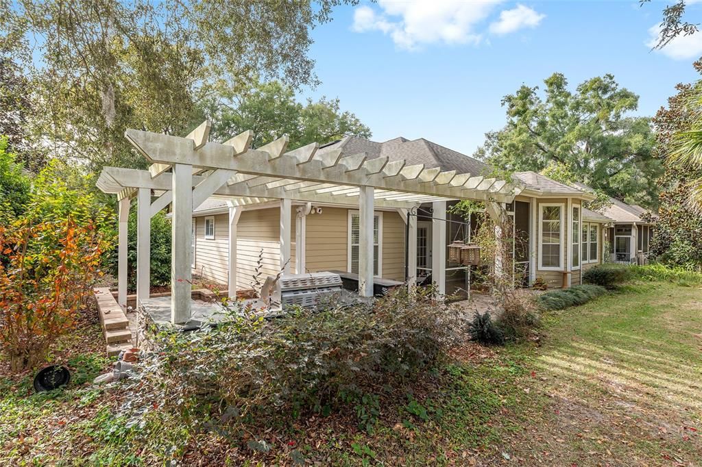 For Sale: $399,000 (3 beds, 2 baths, 1760 Square Feet)