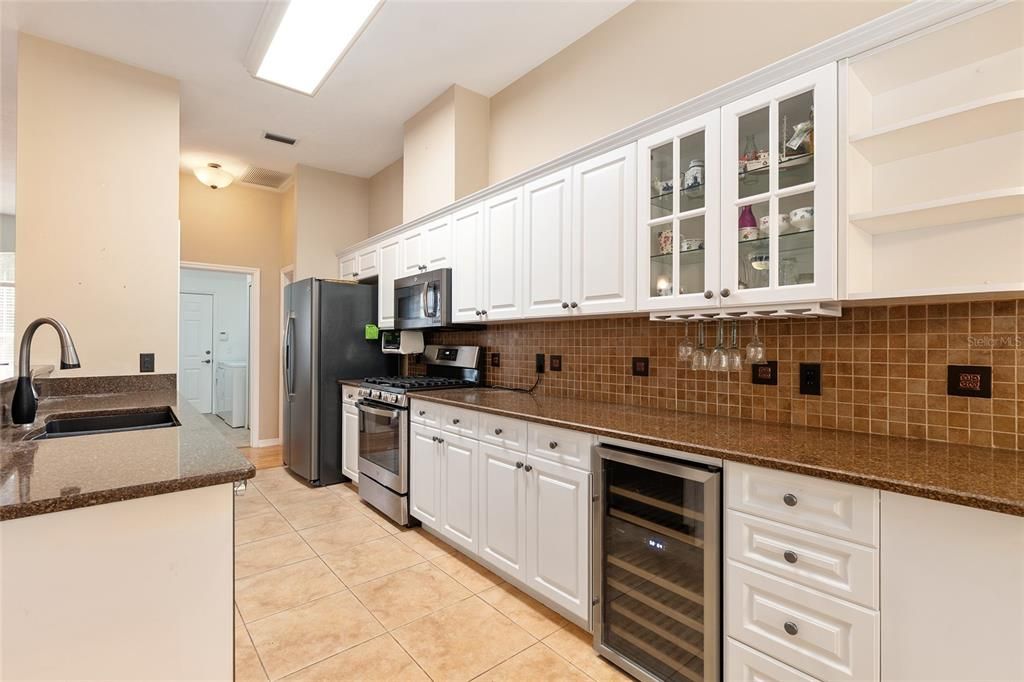 For Sale: $399,000 (3 beds, 2 baths, 1760 Square Feet)