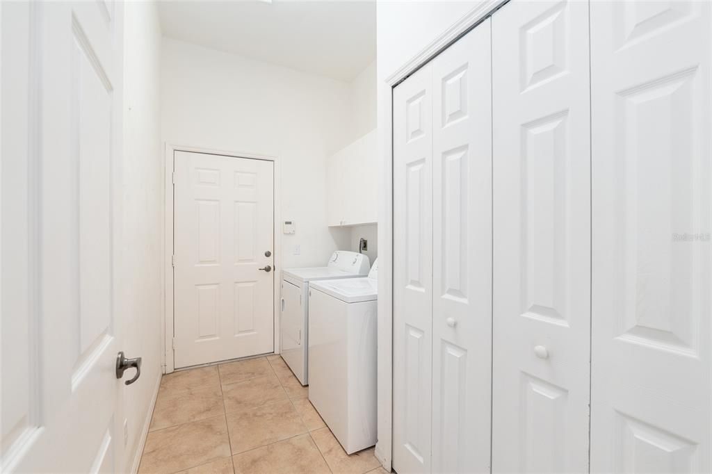 For Sale: $399,000 (3 beds, 2 baths, 1760 Square Feet)