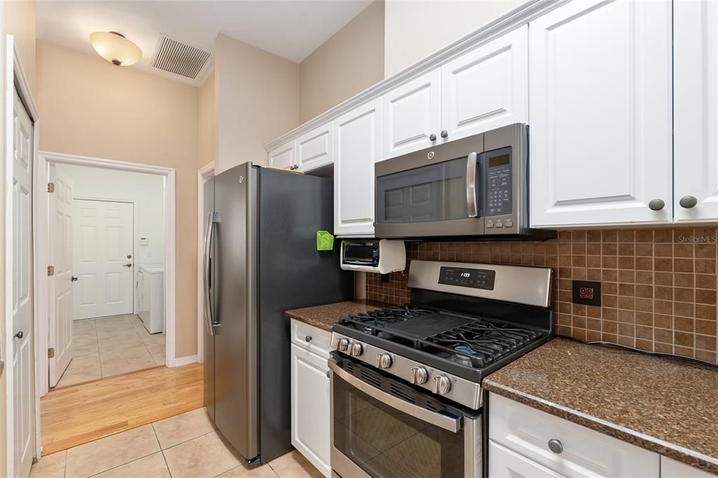 For Sale: $399,000 (3 beds, 2 baths, 1760 Square Feet)