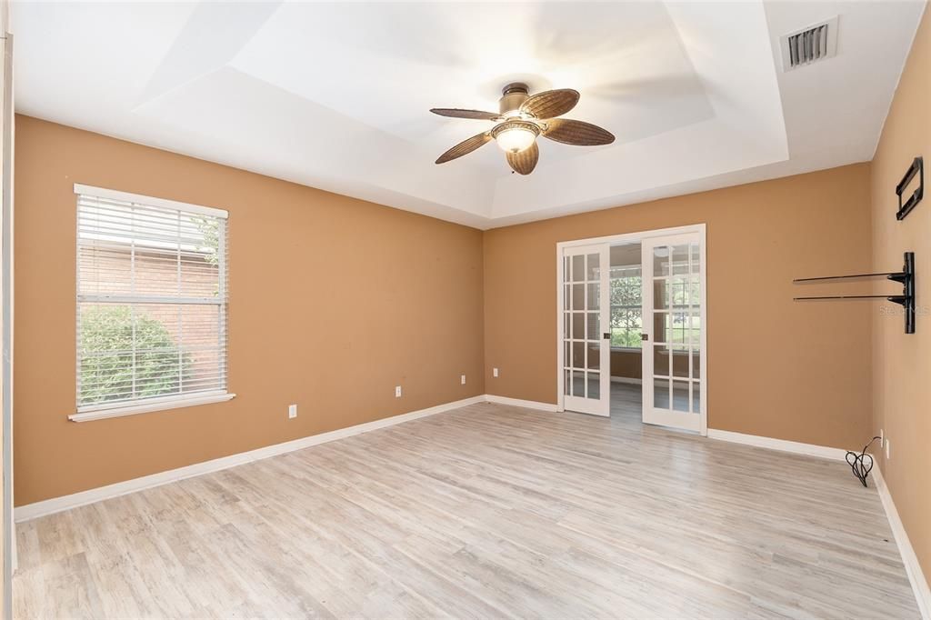 For Sale: $399,000 (3 beds, 2 baths, 1760 Square Feet)