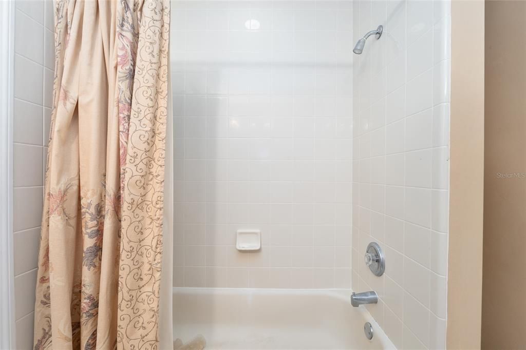 For Sale: $399,000 (3 beds, 2 baths, 1760 Square Feet)