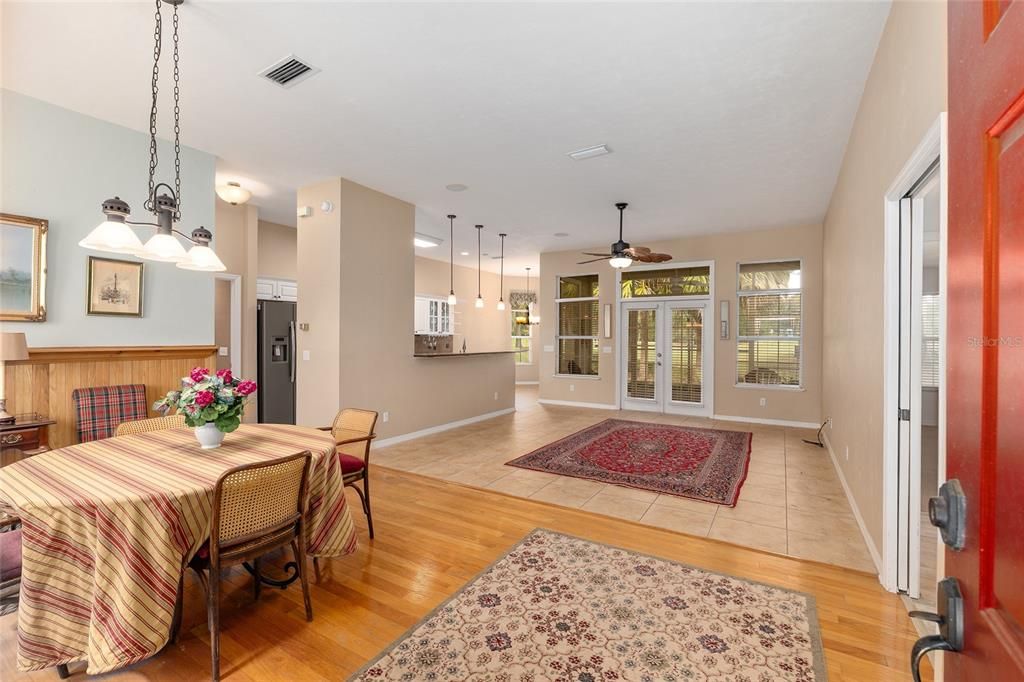 For Sale: $399,000 (3 beds, 2 baths, 1760 Square Feet)