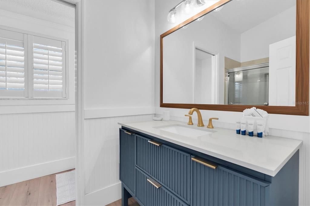 En Venta: $2,250,000 (6 camas, 4 baños, 3500 Pies cuadrados)