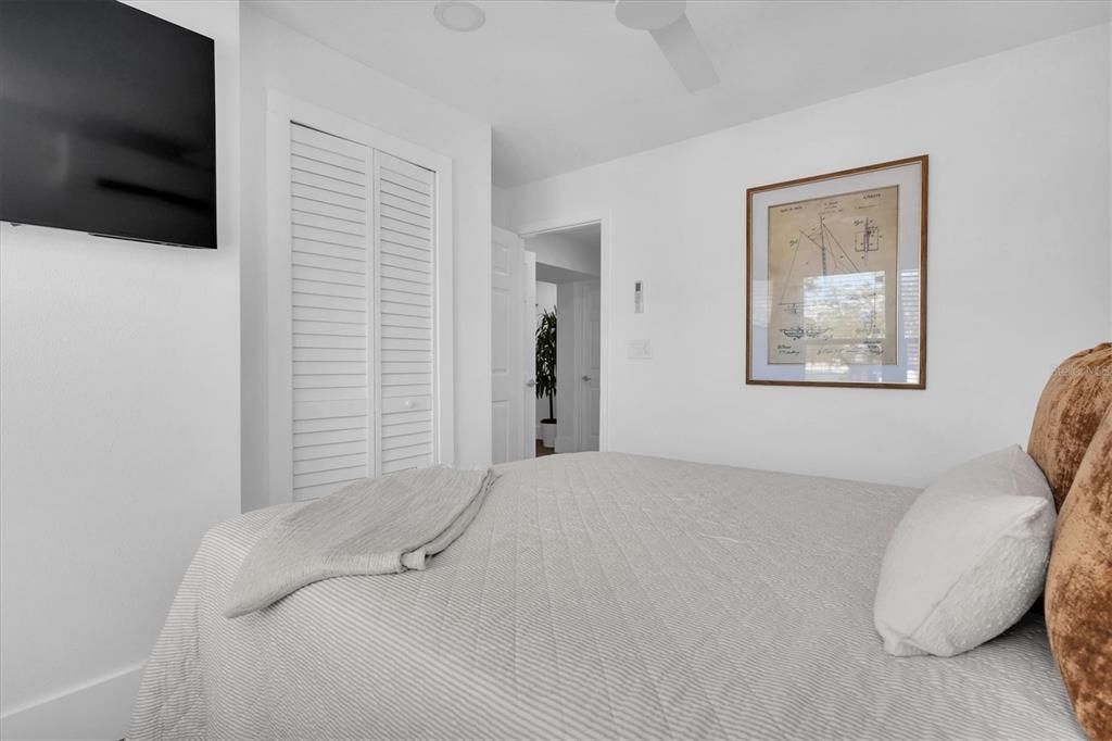 En Venta: $2,250,000 (6 camas, 4 baños, 3500 Pies cuadrados)