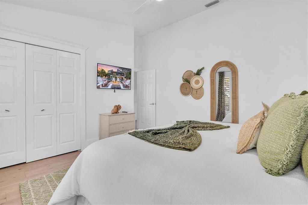 En Venta: $2,250,000 (6 camas, 4 baños, 3500 Pies cuadrados)