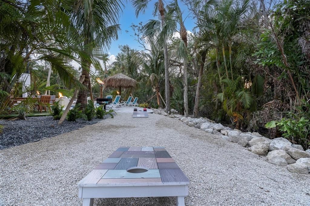 En Venta: $2,250,000 (6 camas, 4 baños, 3500 Pies cuadrados)