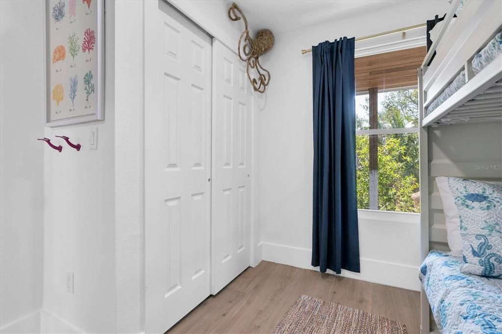 En Venta: $2,250,000 (6 camas, 4 baños, 3500 Pies cuadrados)