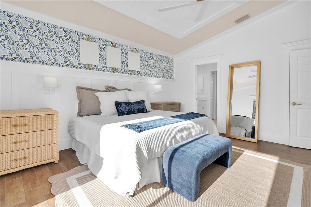 En Venta: $2,250,000 (6 camas, 4 baños, 3500 Pies cuadrados)