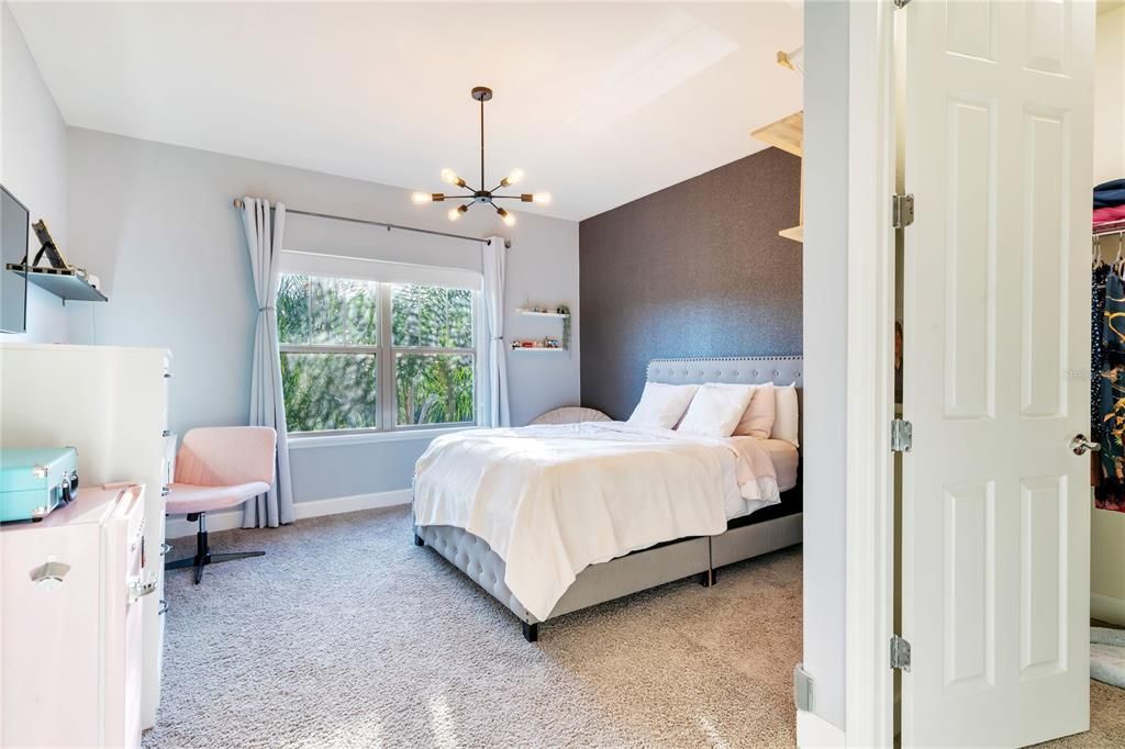 En Venta: $1,290,000 (4 camas, 4 baños, 4232 Pies cuadrados)