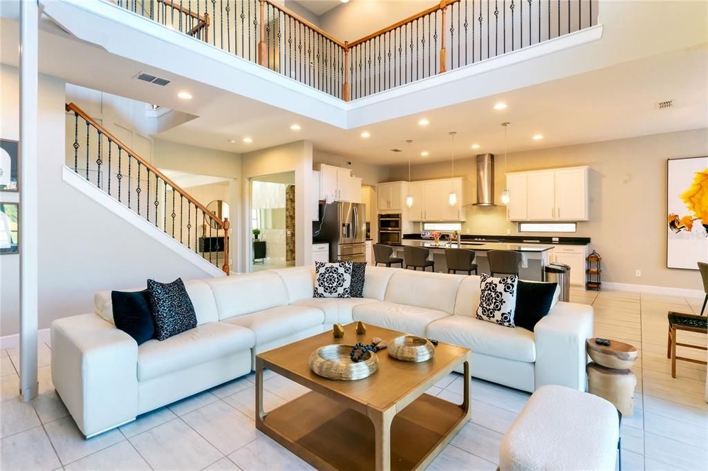 En Venta: $1,290,000 (4 camas, 4 baños, 4232 Pies cuadrados)