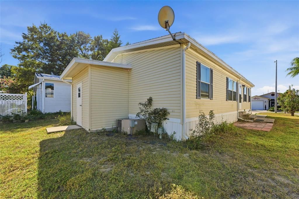 For Sale: $189,900 (3 beds, 2 baths, 1188 Square Feet)