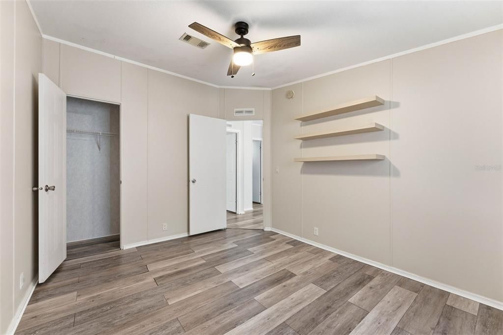 For Sale: $189,900 (3 beds, 2 baths, 1188 Square Feet)