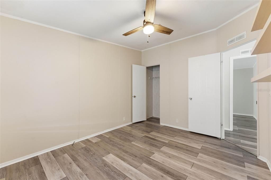 For Sale: $189,900 (3 beds, 2 baths, 1188 Square Feet)