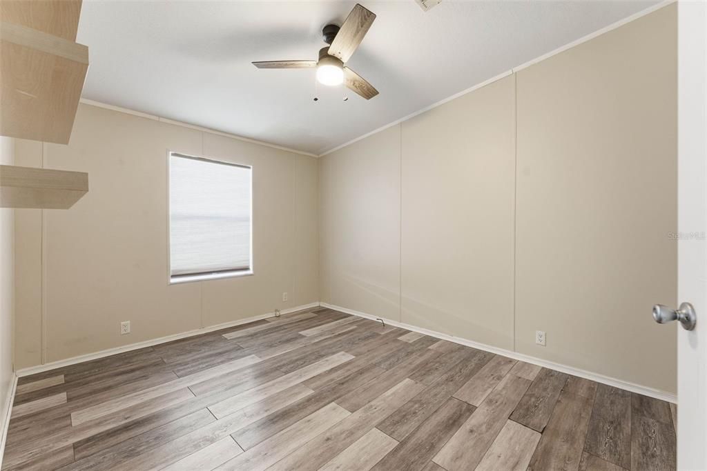 For Sale: $189,900 (3 beds, 2 baths, 1188 Square Feet)