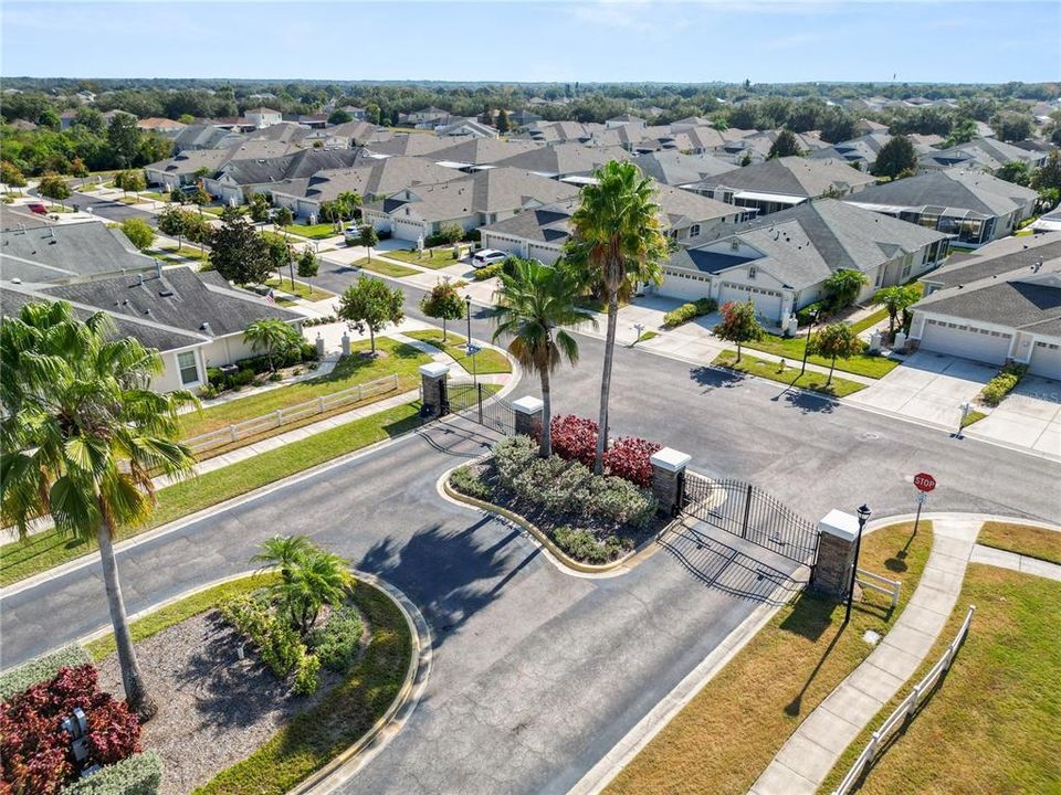 В аренду: $2,250 (3 спален, 2 ванн, 1751 Квадратных фут)