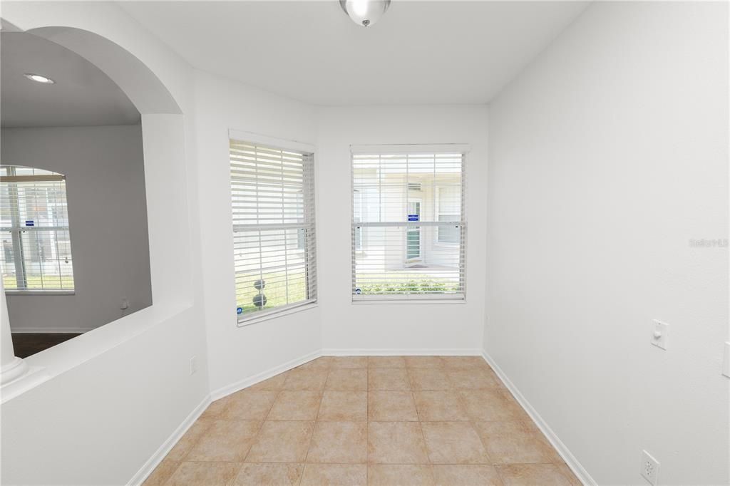 В аренду: $2,250 (3 спален, 2 ванн, 1751 Квадратных фут)