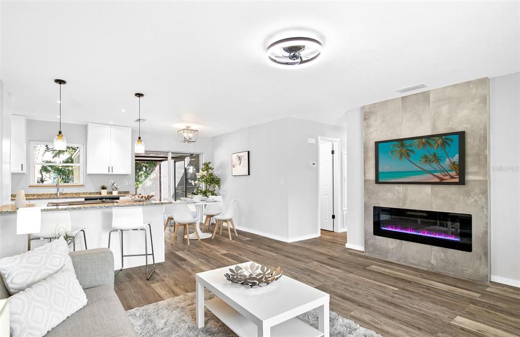 待售: $315,000 (3 贝兹, 1 浴室, 1060 平方英尺)