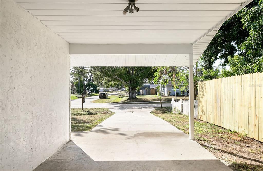 待售: $315,000 (3 贝兹, 1 浴室, 1060 平方英尺)