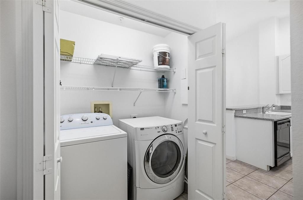 出租: $2,200 (2 贝兹, 2 浴室, 1238 平方英尺)