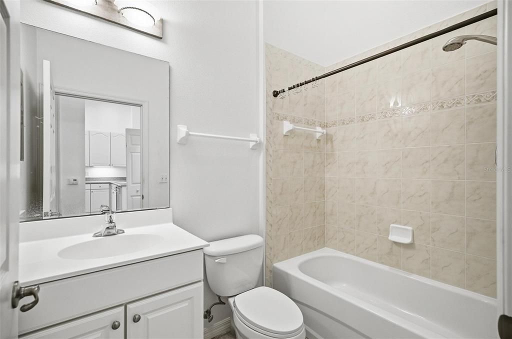 出租: $2,200 (2 贝兹, 2 浴室, 1238 平方英尺)