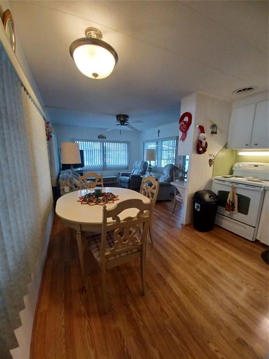 En Venta: $74,900 (2 camas, 1 baños, 816 Pies cuadrados)