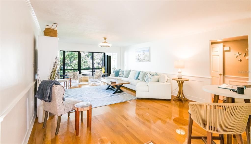 For Rent: $5,000 (3 beds, 2 baths, 1588 Square Feet)