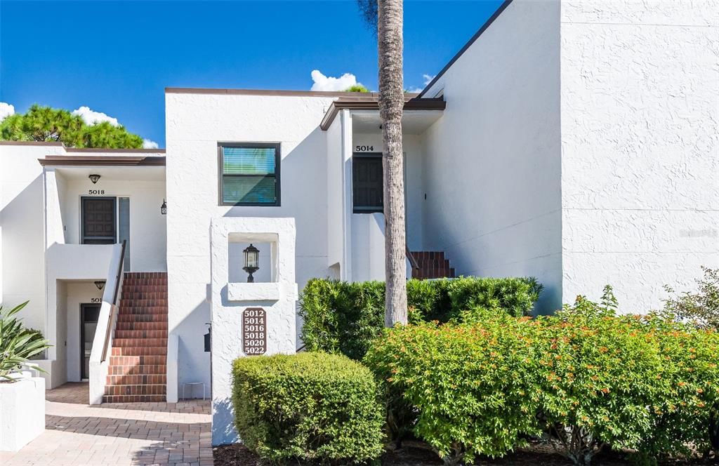 For Rent: $5,000 (3 beds, 2 baths, 1588 Square Feet)