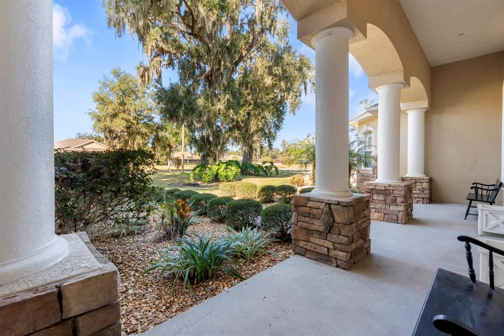 En Venta: $834,900 (4 camas, 3 baños, 3191 Pies cuadrados)